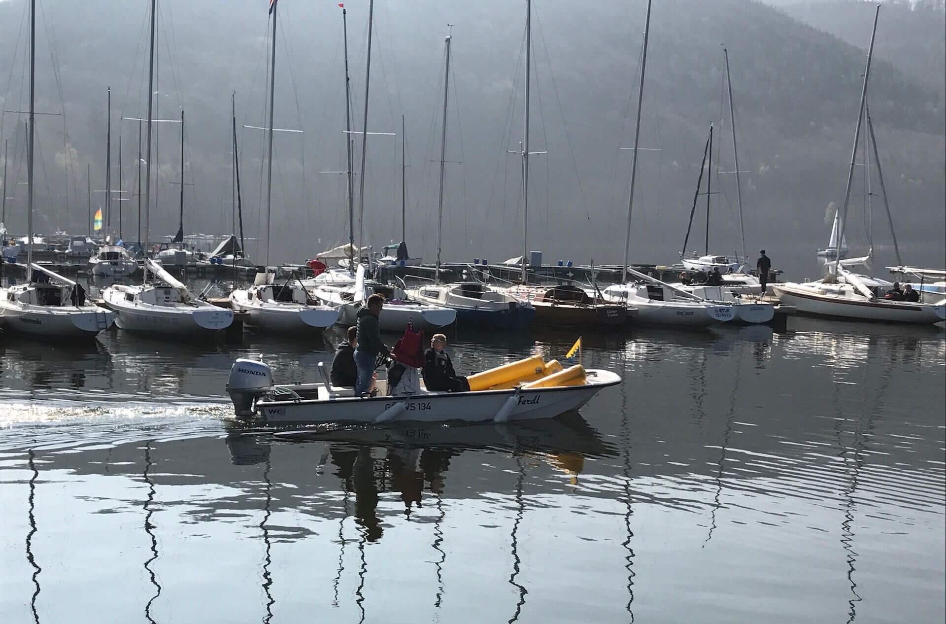 Sind wir mal optimistrisch und fahren mit den Tonnen raus.