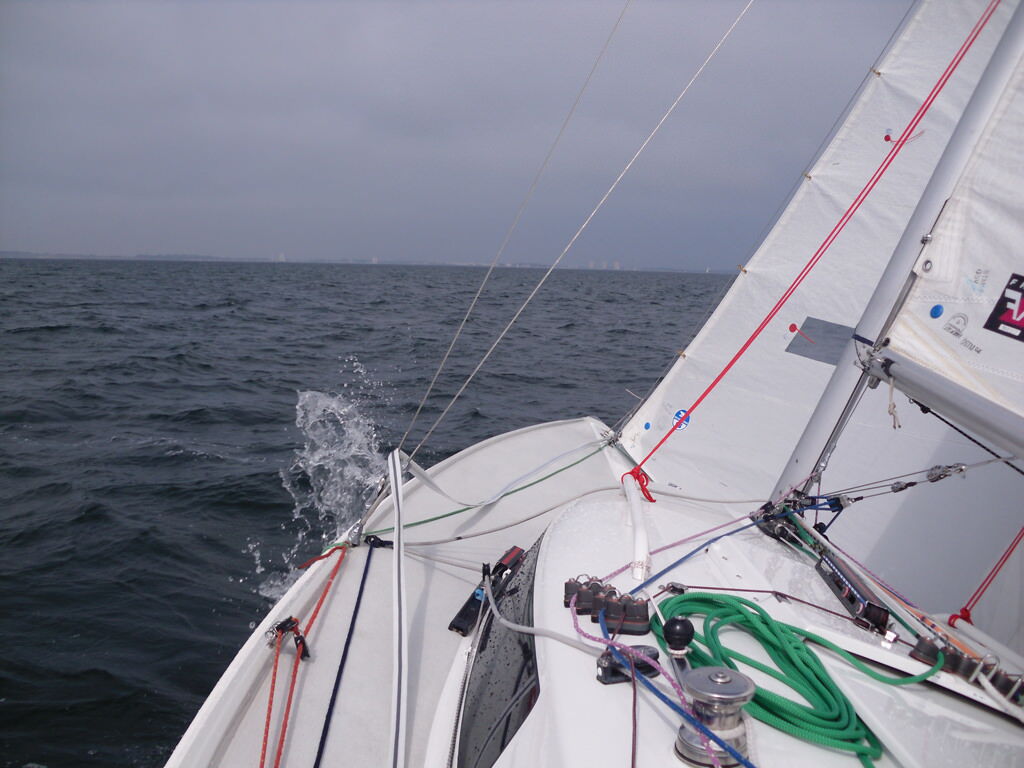 Auch auf dem H-Boot funktioniert der Pinnenpilot.