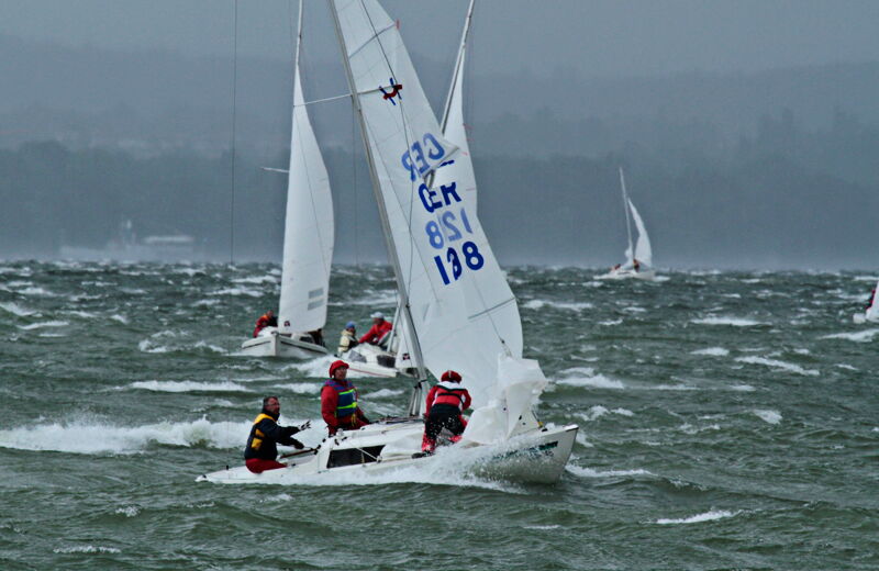 H-Boote auf dem brodelnden Ammersee.