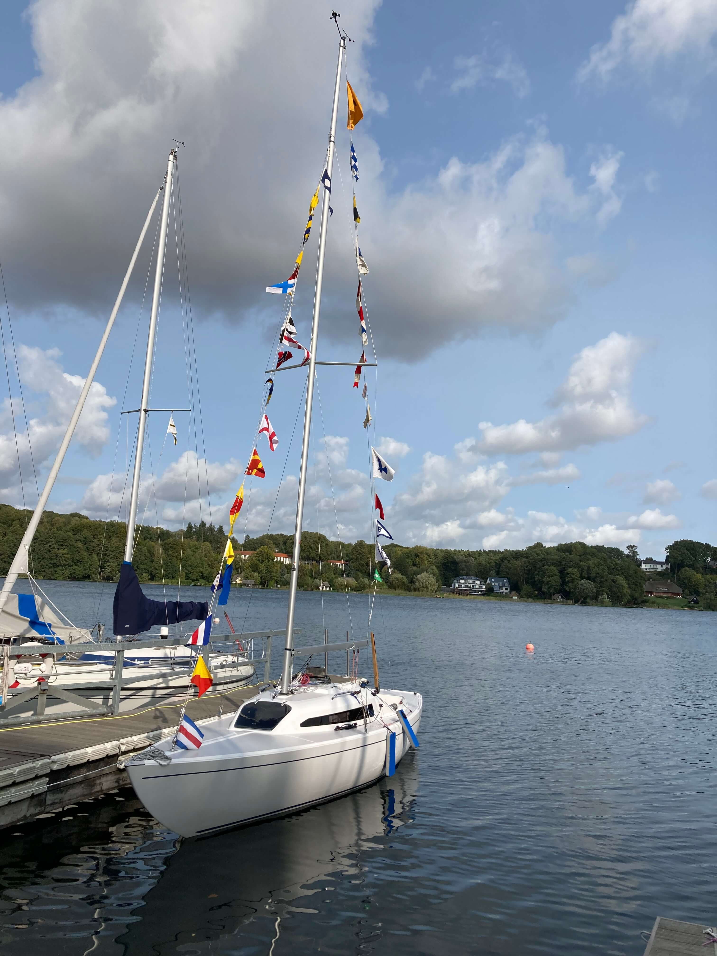 Taufe des ersten Kunden-H-Boots von SAARE YACHTS im Ratzeburger Segler-Verein am 30.09.2023.