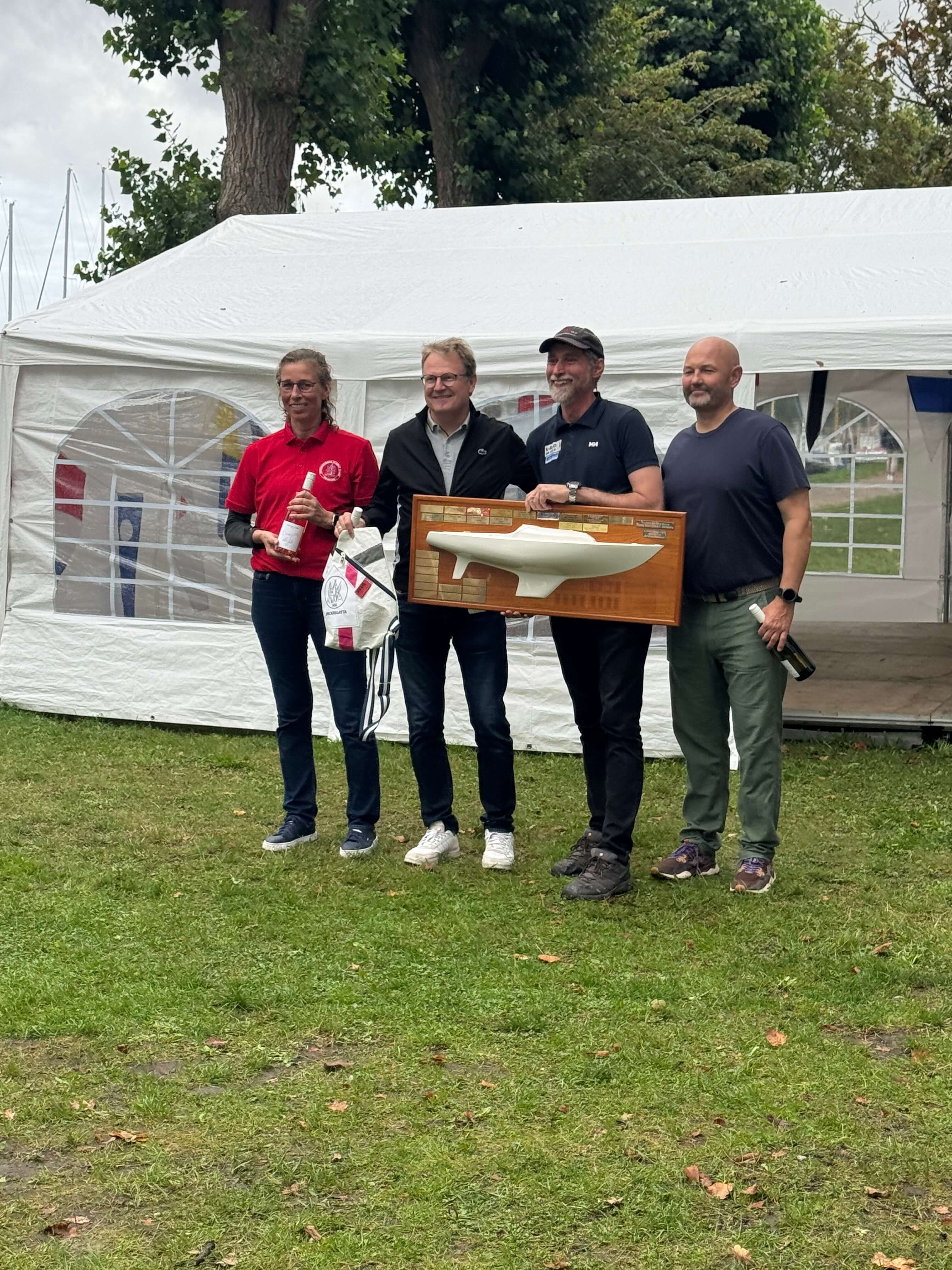 Anders Bertselsen (DEN) gewinnt mit seiner Crew die Norddeutsche Meisterschaft der H-Boote im Jahr 2026.